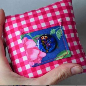 Wendy & Peter Pan character Tooth Fairy pillow, pin button gingham